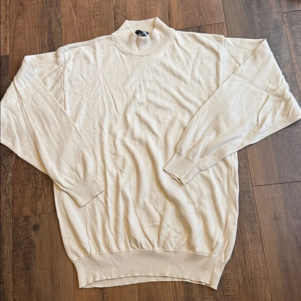 AMARO Beige Turtleneck Sweater